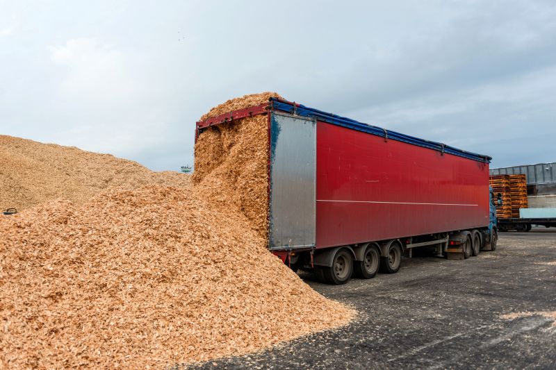 Hardwood Chips Delivery